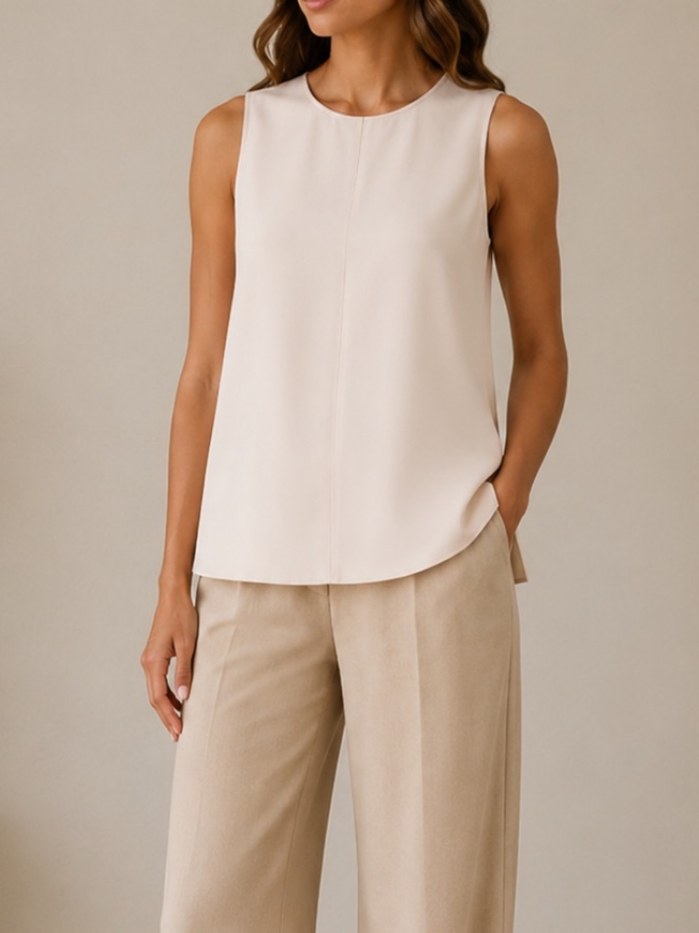 Aritzia Babaton Wieland Sleeveless Blouse Off White Cream Women’s XS